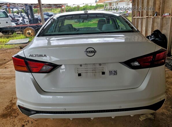 1N4BL4DV0SN301263 2025 NISSAN ALTIMA White Widok z tyłu