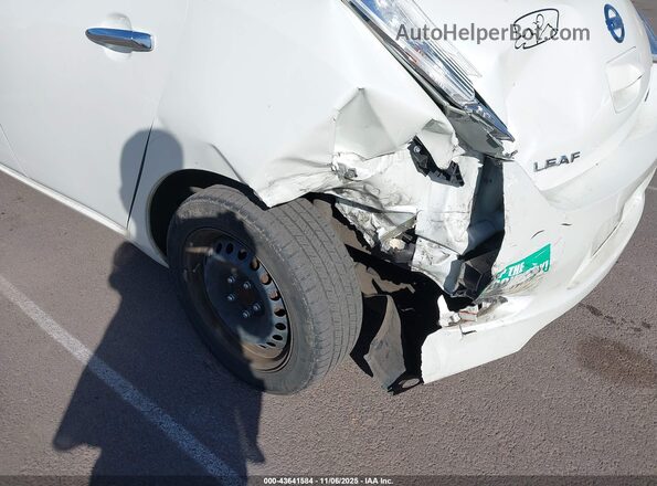 1N4BZ0CP4HC311034 2017 NISSAN LEAF Белый Вид спереди