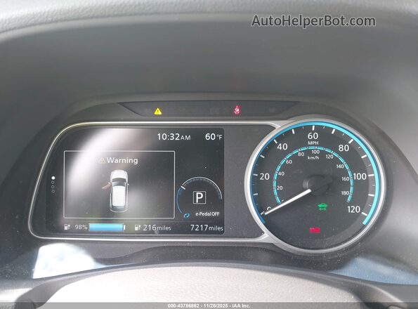 1N4CZ1CV0SC559488 2025 NISSAN LEAF Белый 