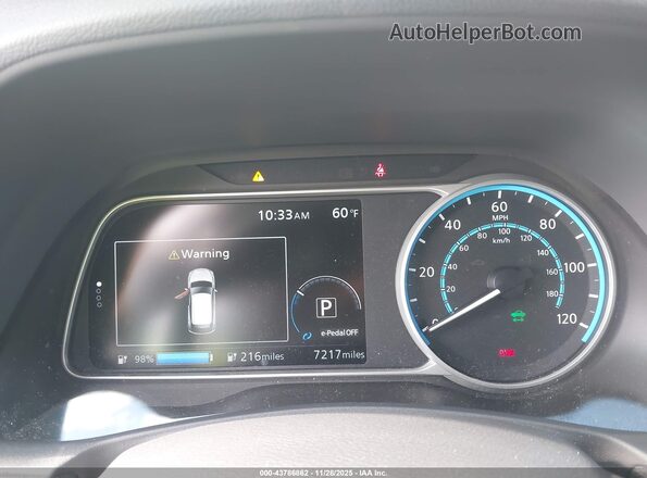 1N4CZ1CV0SC559488 2025 NISSAN LEAF Белый Вид задних сидений