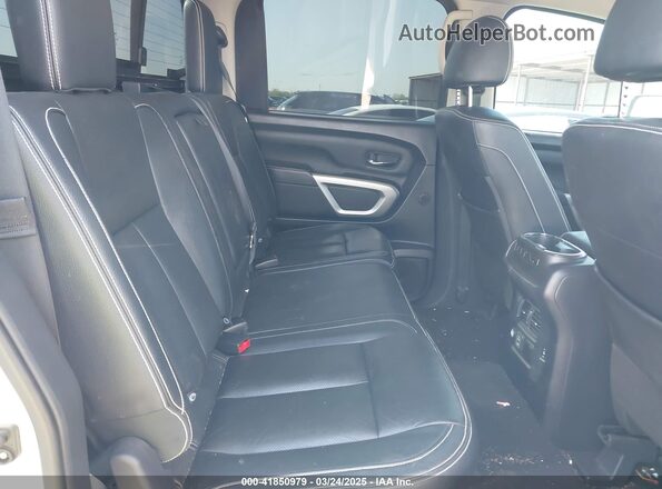 1N6BA1F46KN533916 2019 NISSAN TITAN XD White VIN კოდის სტიკერის ხედი
