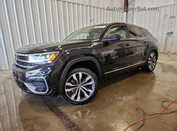 1V2FE2CA4PC225041 2023 VOLKSWAGEN ATLAS Black Передня ліва чверть