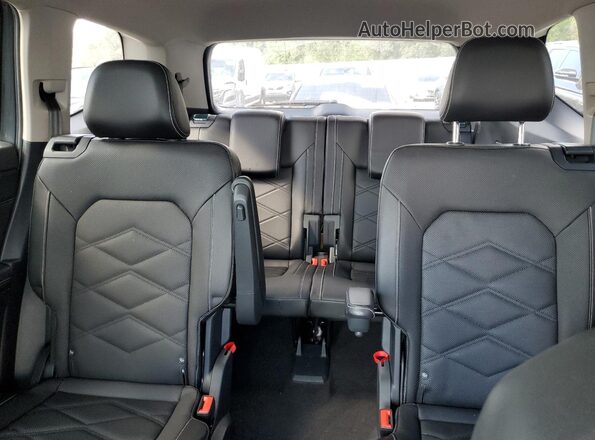 1V2JR2CA7RC606402 2024 VOLKSWAGEN ATLAS Серый Вид задних сидений