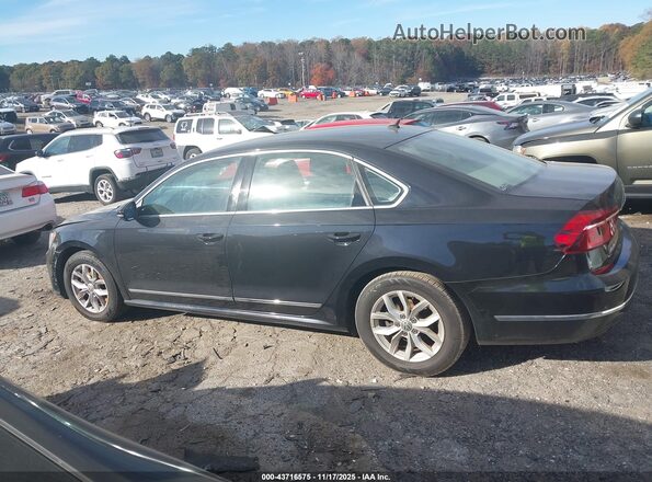 1VWAT7A34HC047357 2017 VOLKSWAGEN PASSAT Черный Вид задней части салона
