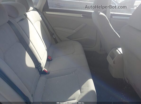 1VWAT7A34HC047357 2017 VOLKSWAGEN PASSAT Черный Вид наклейки с VIN-кодом