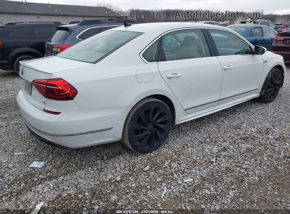 1VWDT7A39HC021592 2017 VOLKSWAGEN PASSAT Белый Задняя правая четверть