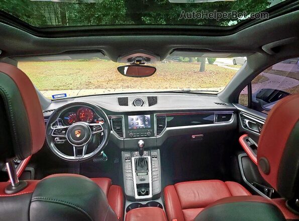 WP1AA2A57JLB19086 2018 PORSCHE MACAN Серебряный Вид задних сидений