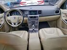 2016 Volvo V60 T5 Premier Серебряный vin: YV140MEK5G1301414