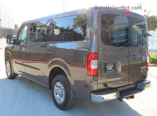 5BZAF0AAXGN853139 2016 NISSAN NV Серый Вид спереди