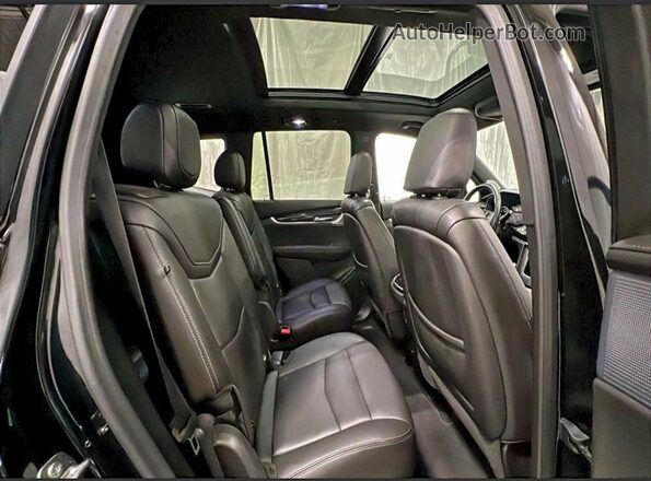 1GYKPCRS7PZ119464 2023 CADILLAC OTHER Черный Вид салона спереди