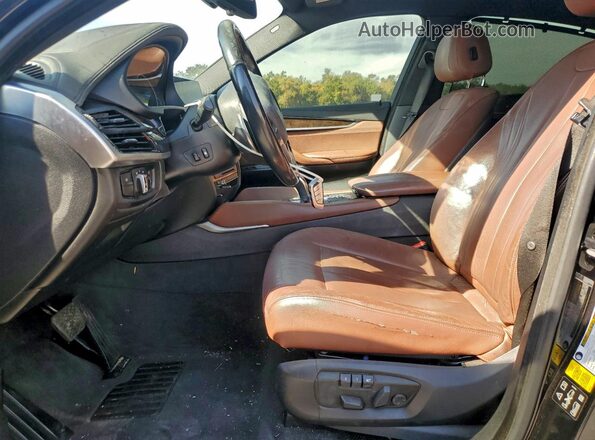 5UXKU2C31H0U28376 2017 BMW X6 Black Vista del salpicadero