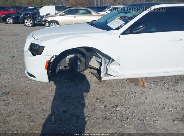 2C3CCAAG0LH201164 2020 CHRYSLER 300 Белый Вид спереди