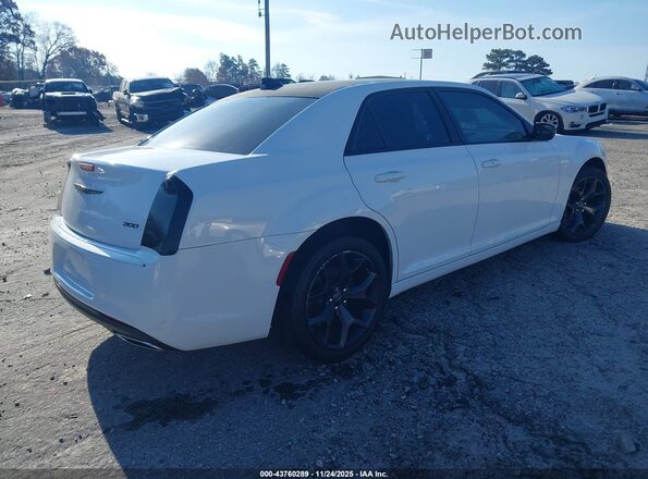 2C3CCAAG0LH201164 2020 CHRYSLER 300 Белый Задняя правая четверть