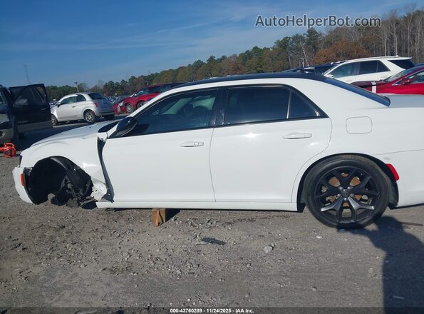 2C3CCAAG0LH201164 2020 CHRYSLER 300 Белый 