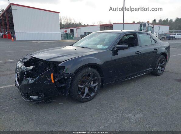 2C3CCADG0PH661863 2023 CHRYSLER 300 Черный Передняя левая четверть