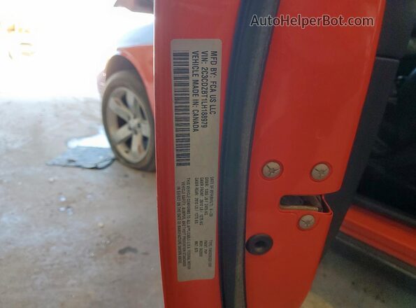 2C3CDZBT1LH188979 2020 DODGE CHALLENGER Оранжевый Вид подкапотного пространства