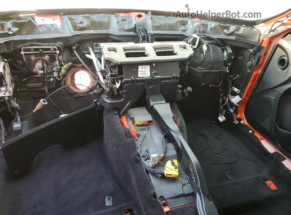2C3CDZC98HH657883 2017 DODGE CHALLENGER Red Вид панелі приладів