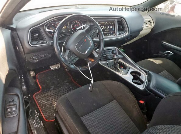 2C3CDZFJ2MH609991 2021 DODGE CHALLENGER Burgundy Առջևի վահանակի տեսք