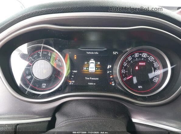 2C3CDZFJ6KH656485 2019 DODGE CHALLENGER Красный Вид задних сидений