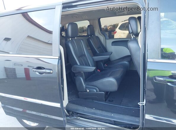 2C4RC1BG8GR295038 2016 CHRYSLER TOWN & COUNTRY Черный Вид наклейки с VIN-кодом