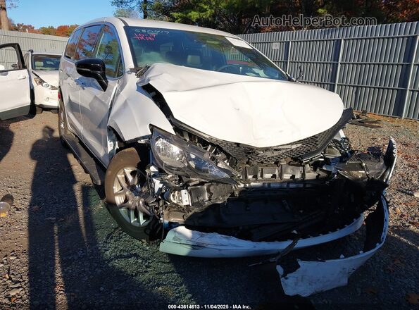 2C4RC1CG7SR580417 2025 CHRYSLER VOYAGER Белый Передняя правая четверть