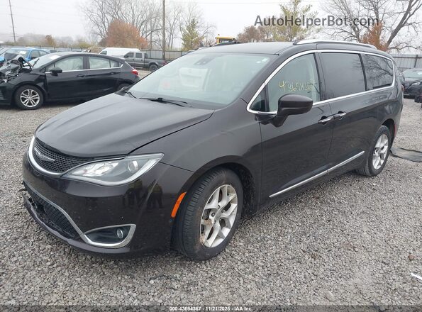 2C4RC1EG2HR584980 2017 CHRYSLER PACIFICA Dark Brown Передняя левая четверть