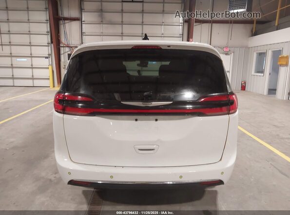 2C4RC1FG3PR555646 2023 CHRYSLER PACIFICA White 