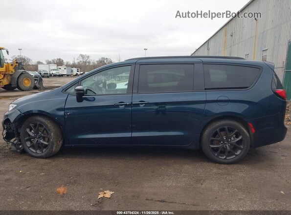 2C4RC1GG3PR500208 2023 CHRYSLER PACIFICA Blue 360 interior view