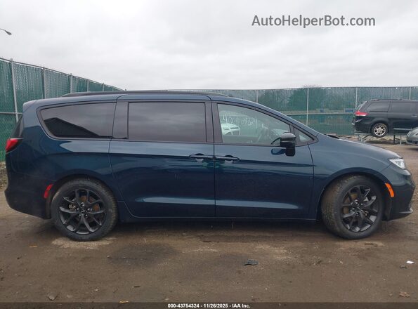 2C4RC1GG3PR500208 2023 CHRYSLER PACIFICA Blue Rear interior view