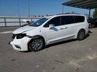 2022 Chrysler Pacifica Hybrid Pinnacle White vin: 2C4RC1N75NR234674
