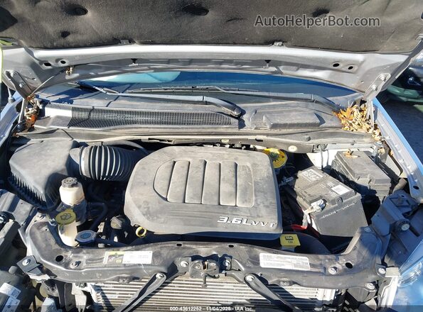 2C4RDGCG1JR359619 2018 DODGE GRAND CARAVAN Silver Rear view