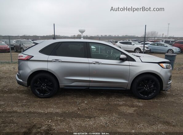 2FMPK4J91NBA95991 2022 FORD EDGE Silver Rear interior view
