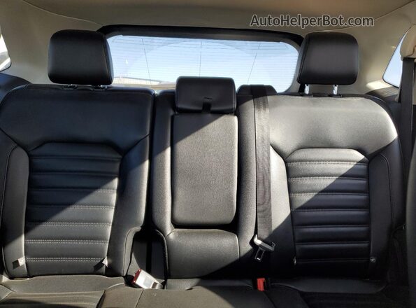 2FMPK4J96PBA08508 2023 FORD EDGE White Հետևի նստատեղերի տեսք