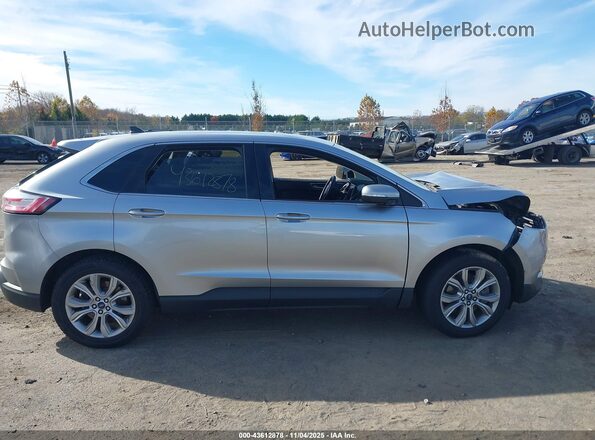 2FMPK4K99NBA94893 2022 FORD EDGE Silver Вид задньої частини салону