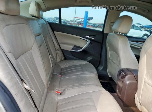 2G4GK5EX2G9124603 2016 BUICK REGAL Silver Vista de los asientos traseros