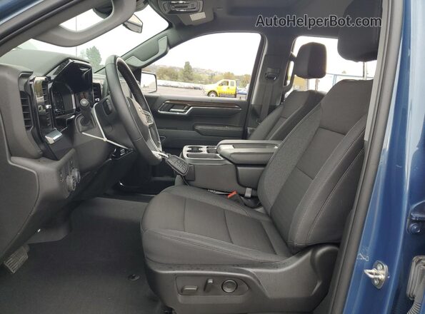 2GCPACED8R1176322 2024 CHEVROLET SILVERADO Blue წინა სალონის ხედი