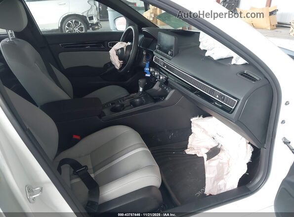 2HGFE4F84TH318348 2026 HONDA CIVIC White Widok wnętrza z przodu