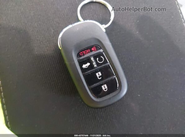 2HGFE4F84TH318348 2026 HONDA CIVIC White Widok deski rozdzielczej