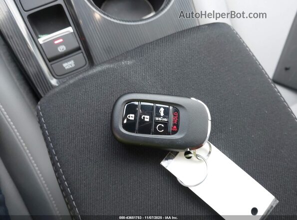 2HGFE4F88TH303772 2026 HONDA CIVIC HYBRID Navy Вид панели приборов