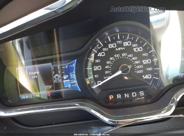 2LMHJ5AT0KBL01911 2019 LINCOLN MKT Серебряный Вид задних сидений