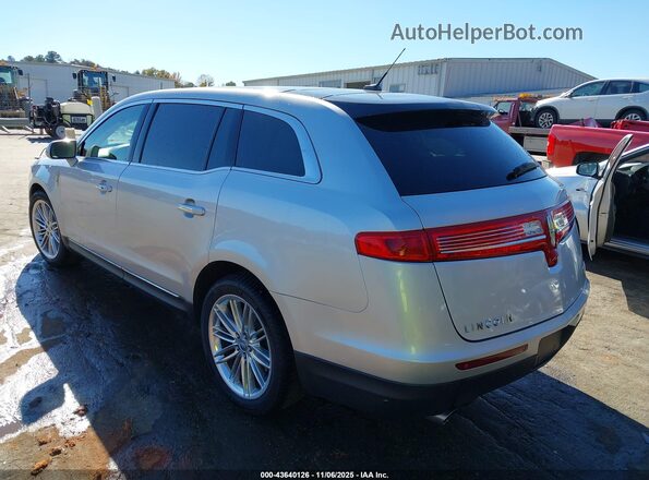 2LMHJ5AT0KBL01911 2019 LINCOLN MKT Серебряный Задняя левая четверть