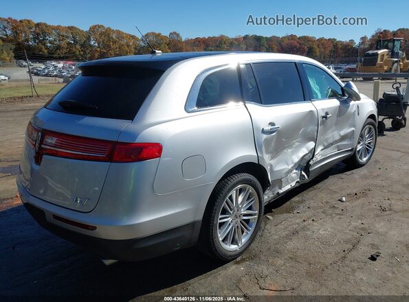 2LMHJ5AT0KBL01911 2019 LINCOLN MKT Серебряный Задняя правая четверть