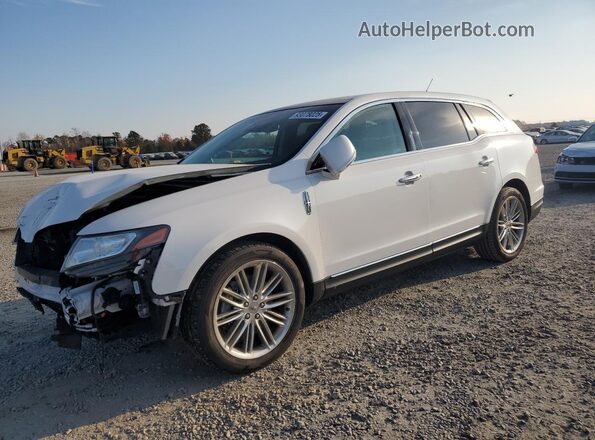 2LMHJ5AT2JBL00063 2018 LINCOLN MKT White Առջևի ձախ երեք քառորդ տեսարան