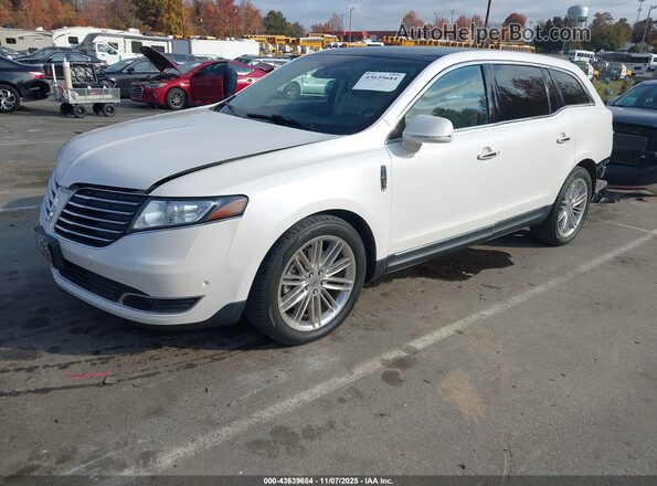 2LMHJ5AT2KBL00694 2019 LINCOLN MKT Белый Передняя левая четверть