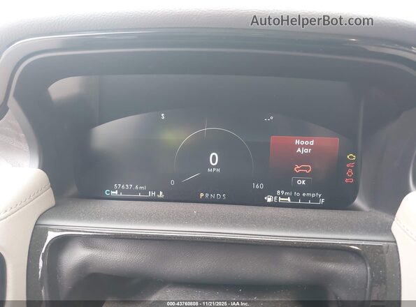 2LMPJ6K90NBL05174 2022 LINCOLN NAUTILUS Black Widok tylnych siedzeń