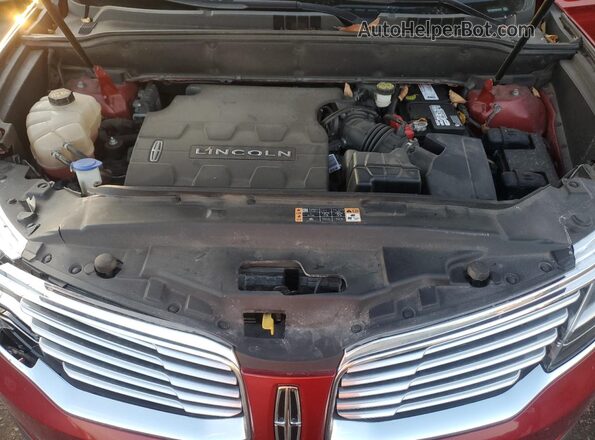 2LMPJ6KR2JBL22343 2018 LINCOLN MKX Red Widok wnętrza z tyłu