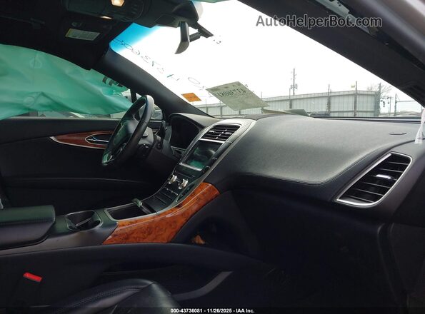 2LMPJ6L97KBL46055 2019 LINCOLN NAUTILUS Серый Вид салона спереди