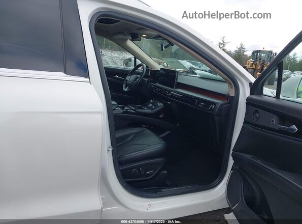 2LMPJ8K90MBL16170 2021 LINCOLN NAUTILUS White Вид салону спереду