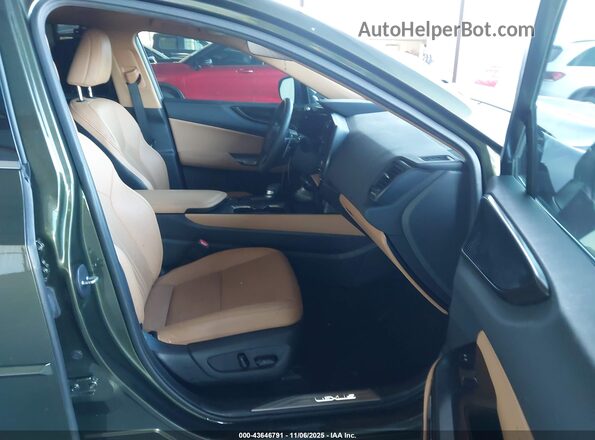 2T2AGCEZ3RC035431 2024 LEXUS NX 350 Зеленый Вид салона спереди