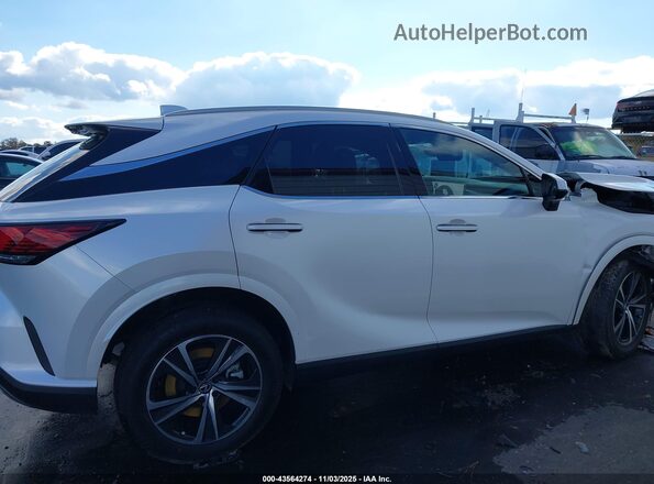 2T2BAMBA1PC016755 2023 LEXUS RX 350 White Widok wnętrza z tyłu